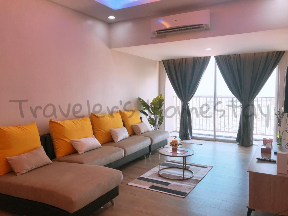 Traveler'S Homestay 旅人窝@ The Venus Sitiawan Kampong Lumut Kiri Exterior photo